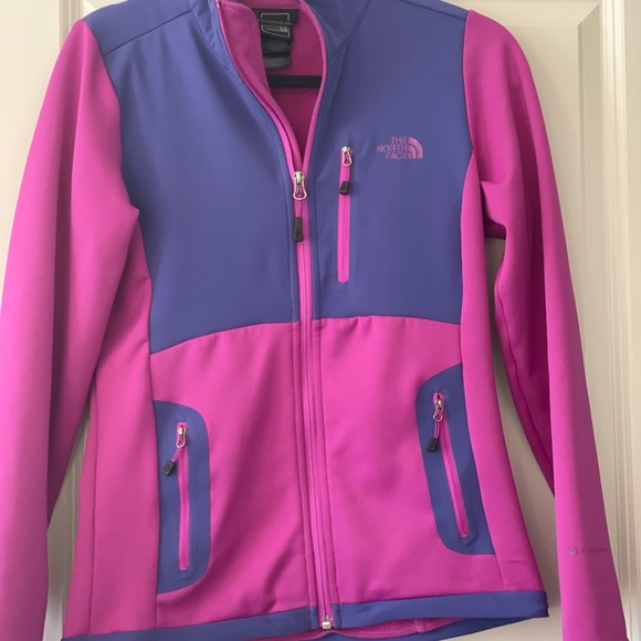 The North Face Zipper Shell Jacket - Picture 2 of 5